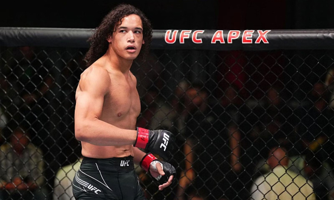 Баттл против Луса, битва тяжей Туиваса – Тыбура: не пропустите турнир UFC Fight Night 239 на каналах «Матч ТВ»