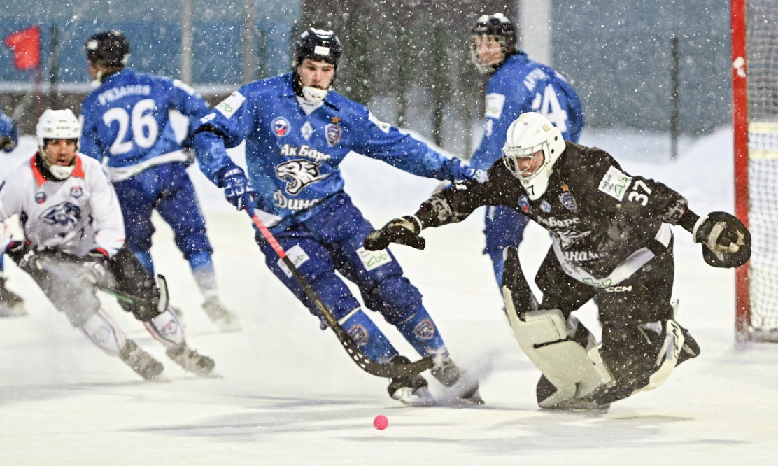 Безошибочный «СКА-Нефтяник» готов оторваться, середняки покажут себя: новые игры чемпионата России по хоккею с мячом на каналах «Триколор Спорт», «ТВ Спорт» и «Хоккей ТВ»