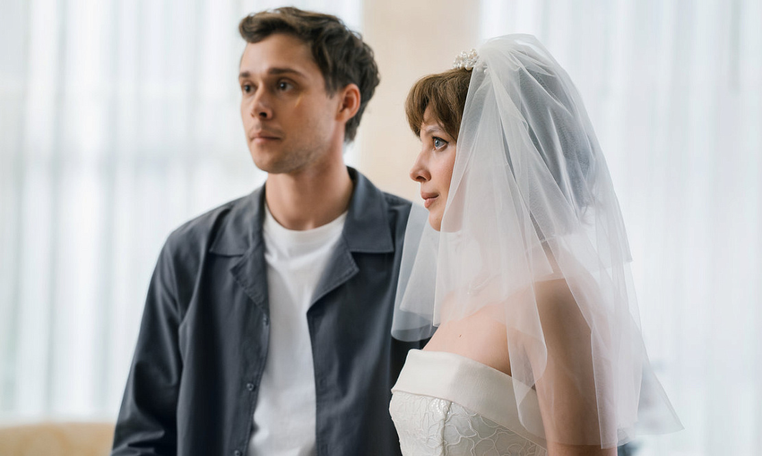 Телеканал СТС готовит к выходу новый комедийный сериал «ГУдовы»