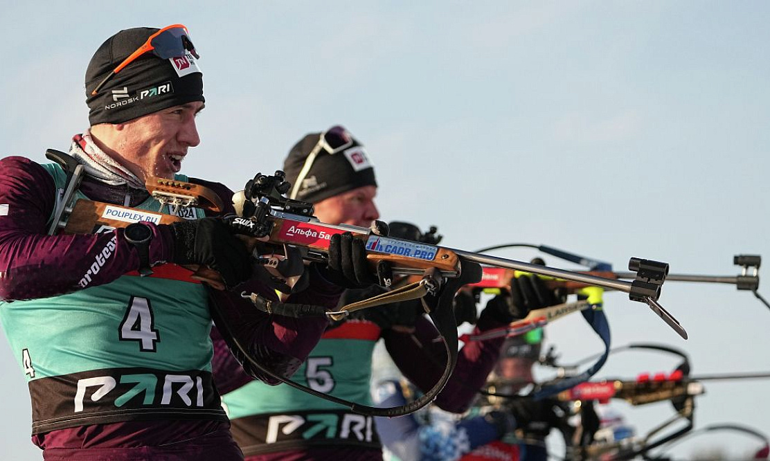 Латыпов и Бажин преследуют Смольского: смотрим биатлонные гонки на Кубке Содружества в Белоруссии на телеканале «МАТЧ!»