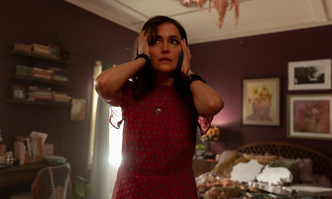 Все должно быть по-другому: в прокат вышла трагикомедийная драма «Я бы тебя пнула, если бы могла»