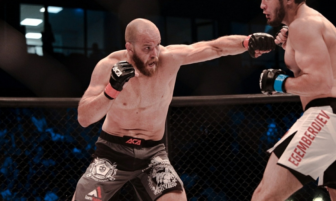 Чемпионский бой Корнилов – Вахаев, битвы ветеранов Балаев – Галиев и Буторин – Гришин: нельзя пропускать бойцовский супертурнир ACA 195 на канале «МАТЧ!»