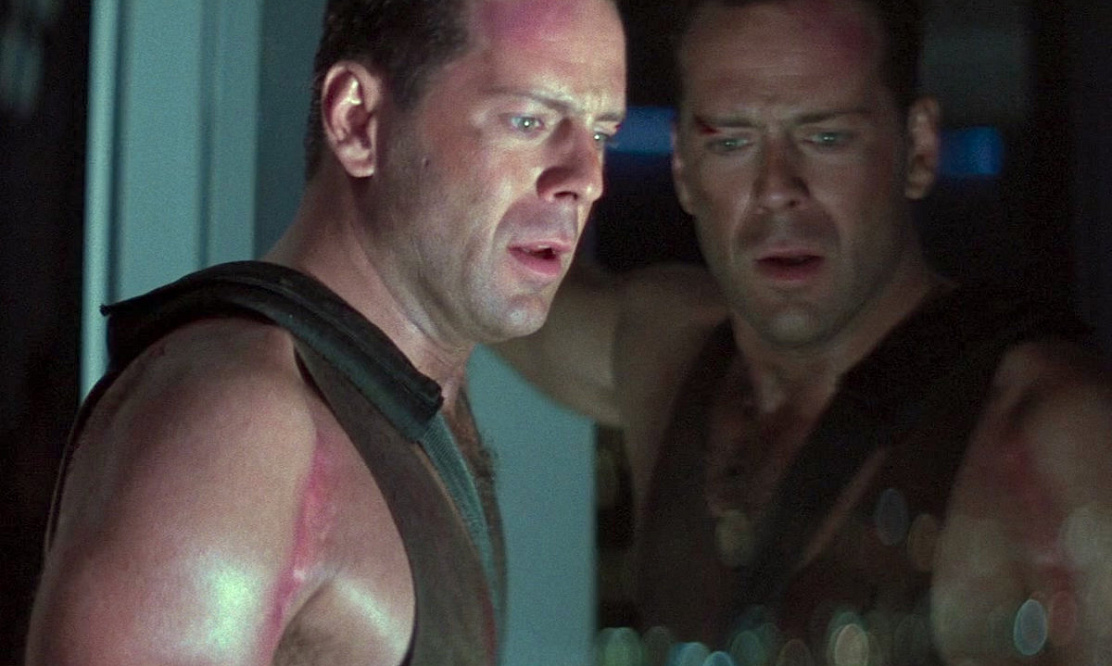 Квартет «И», Джон Макклейн, шедевр Рязанова: пять фильмов, которые помогут встретить Новый год с правильным напитком