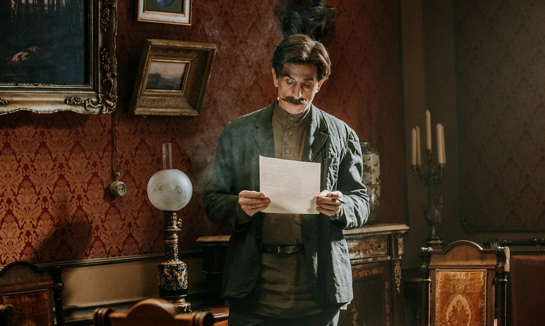 Эпохальное: смотрите заключительные серии «Хроники русской революции» на канале «Россия 1»