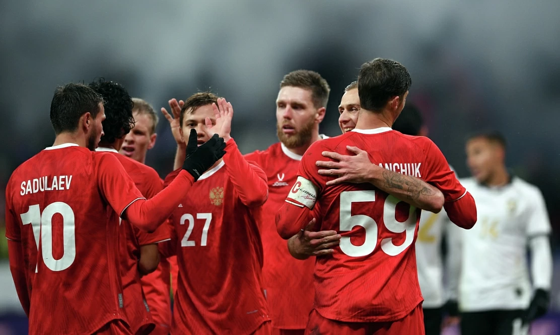 И снова наши против Латинской Америки: в среду смотрим футбольную схватку Россия – Перу на канале «МАТЧ!»