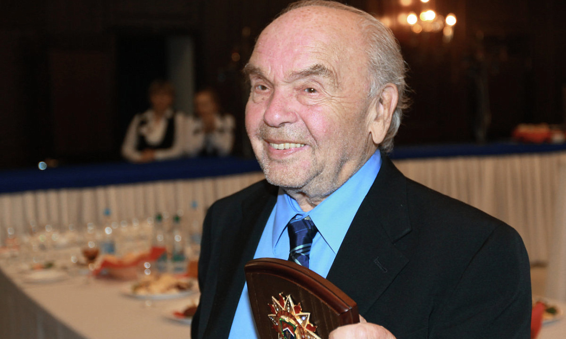 «От улыбки станет всем светлей...»: Первый канал покажет премьеру фильма и концерта к 100-летию Владимира Шаинского