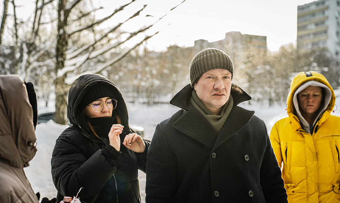 Возвращение «Акушера» на НТВ: как снимают третий сезон медицинской драмы с Никитой Панфиловым в главной роли