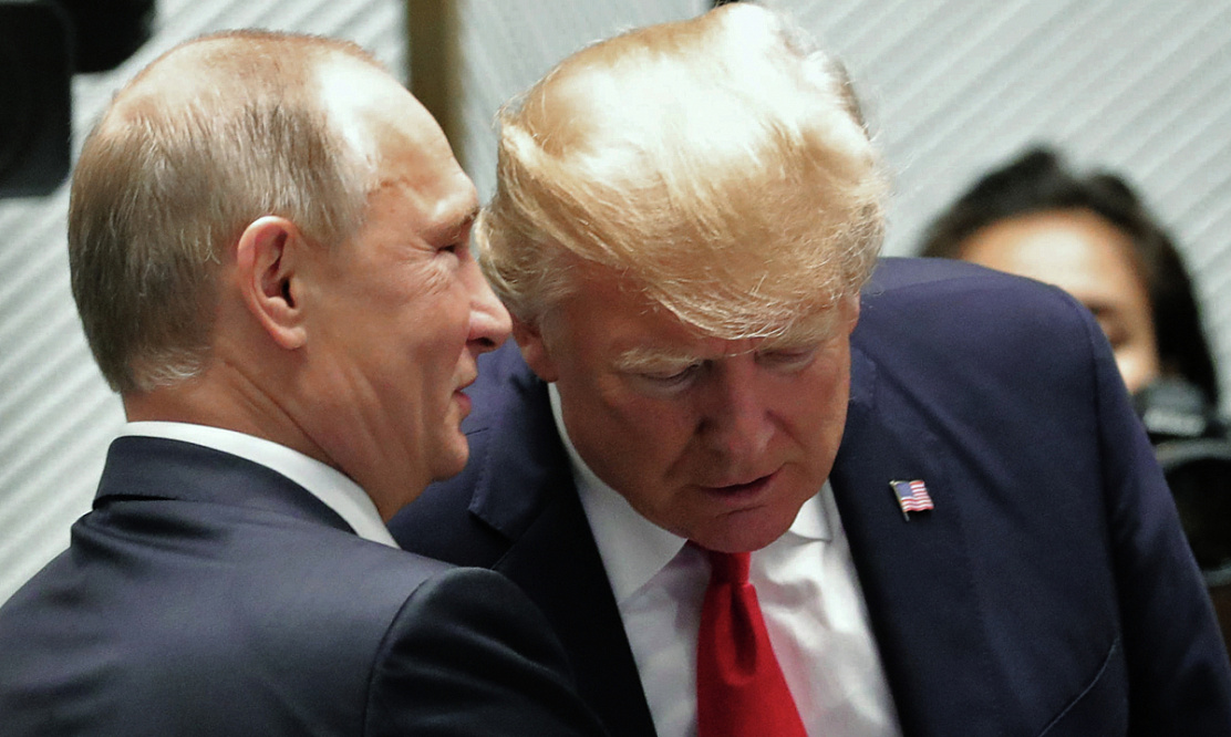«Триколор» зафиксировал рост интереса россиян к новостям по ТВ накануне встречи Путина и Трампа