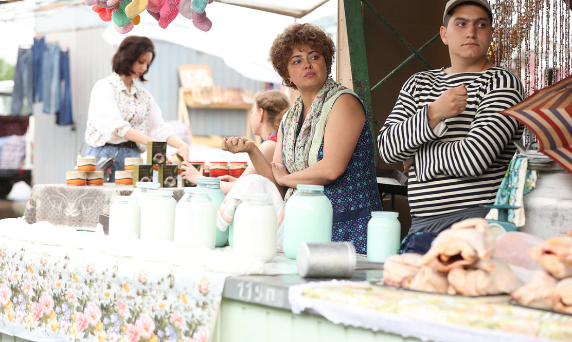 Назад в лихие 90-е: на телеканале «Россия 1» стартует премьера второго сезона сериала «Лимитчицы»