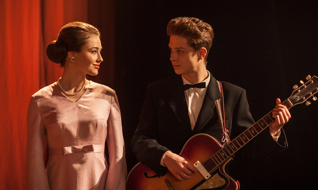 К 85-летию Владимира Мулявина: Первый канал покажет оставшиеся серии музыкального байопика «За полчаса до весны»