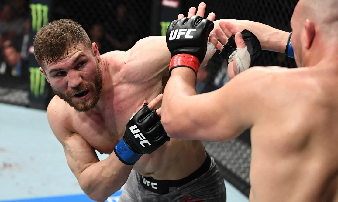 Эмметт против Вальехоса, Лемос и Робертсон всё же подерутся, Куцелаба выскочит на Си: ночью включаем турнир UFC Fight Night 269 на канале «МАТЧ!»