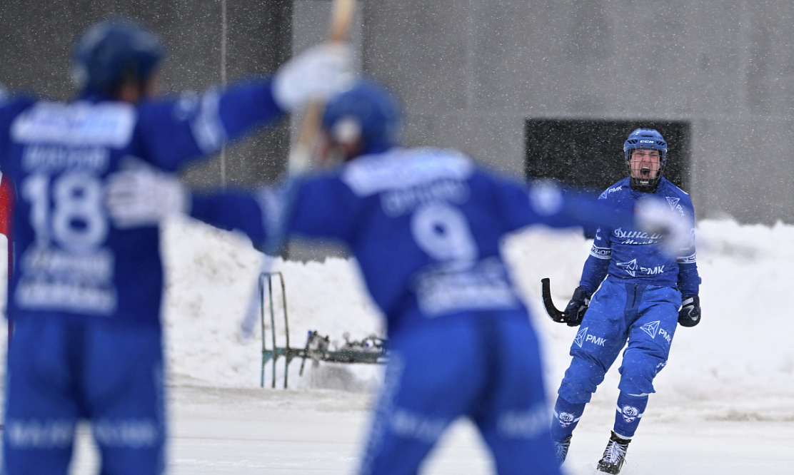 Суперматч «Кузбасс» – «Динамо», «СКА-Нефтяник» принимает «Волгу», «Водник» в Новосибе: чемпионат России по хоккею с мячом на каналах «Триколор Спорт», «ТВ Спорт» и «Хоккей ТВ»