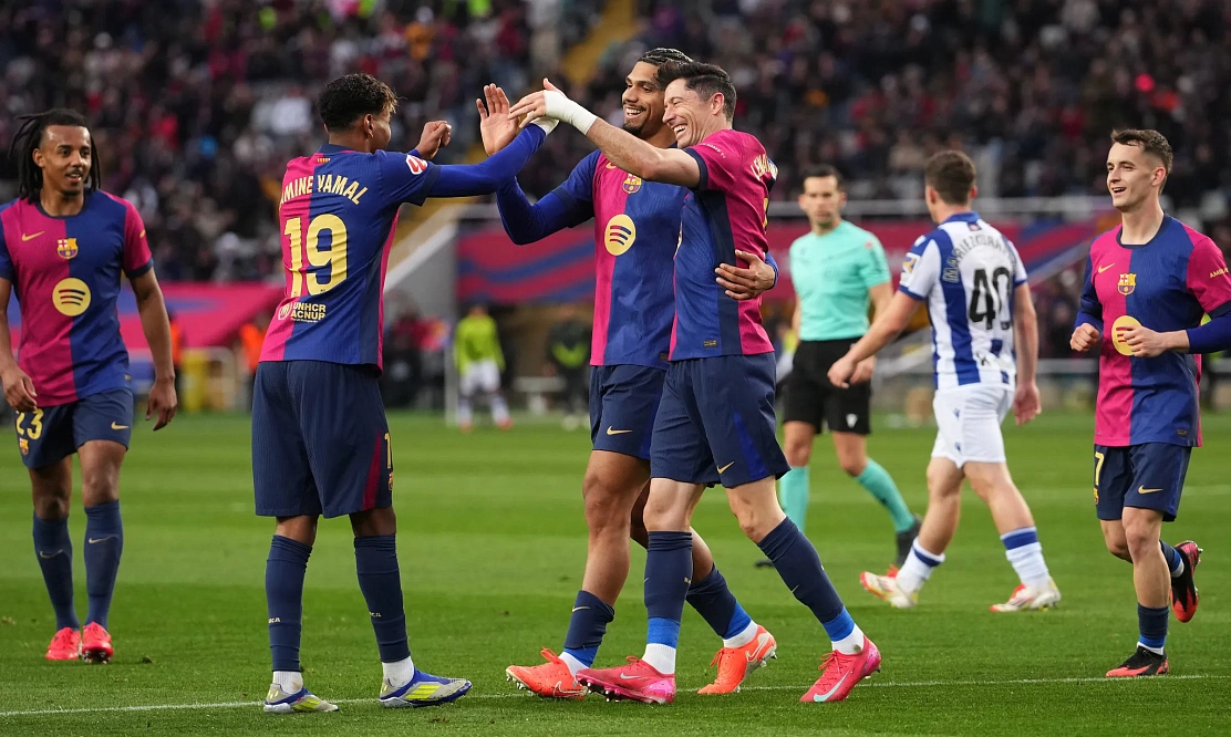 Игры трех главных гигантов: топ-матчи чемпионата Испании по футболу «Реал» – «Леванте», «Атлетико» – «Алавес» и «Реал Сосьедад» – «Барселона» на канале «МАТЧ!»