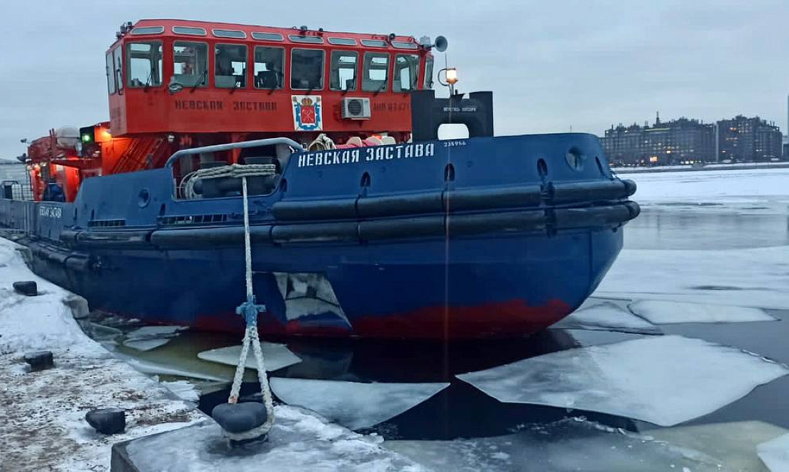 «Иван Васильевич меняет все!»: жители и гости Петербурга увидят уникальный перформанс на Неве