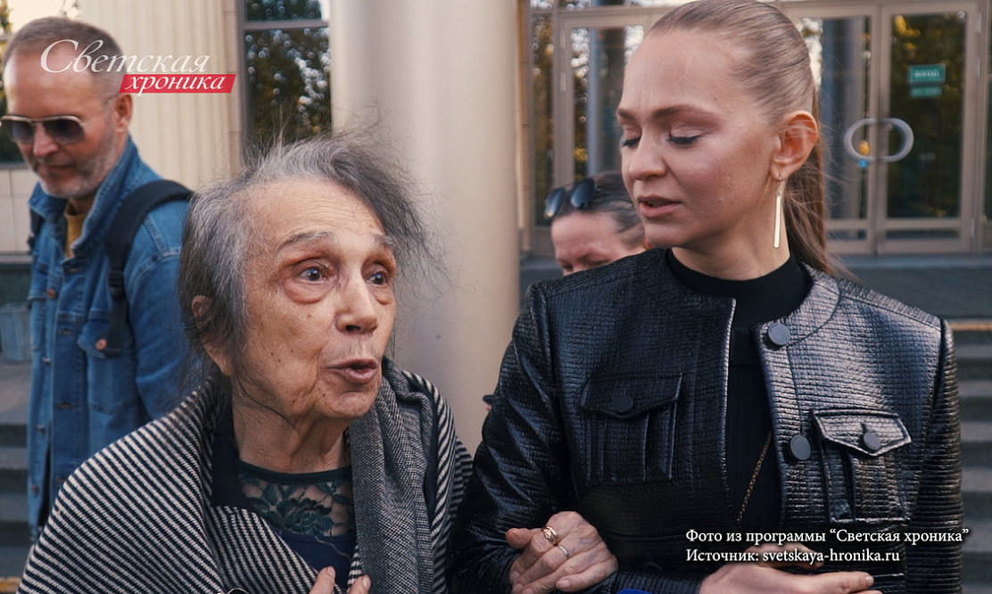 Подробности расставания Лепса и молодой блогерши: на Пятом канале выходит новый выпуск «Светской хроники»