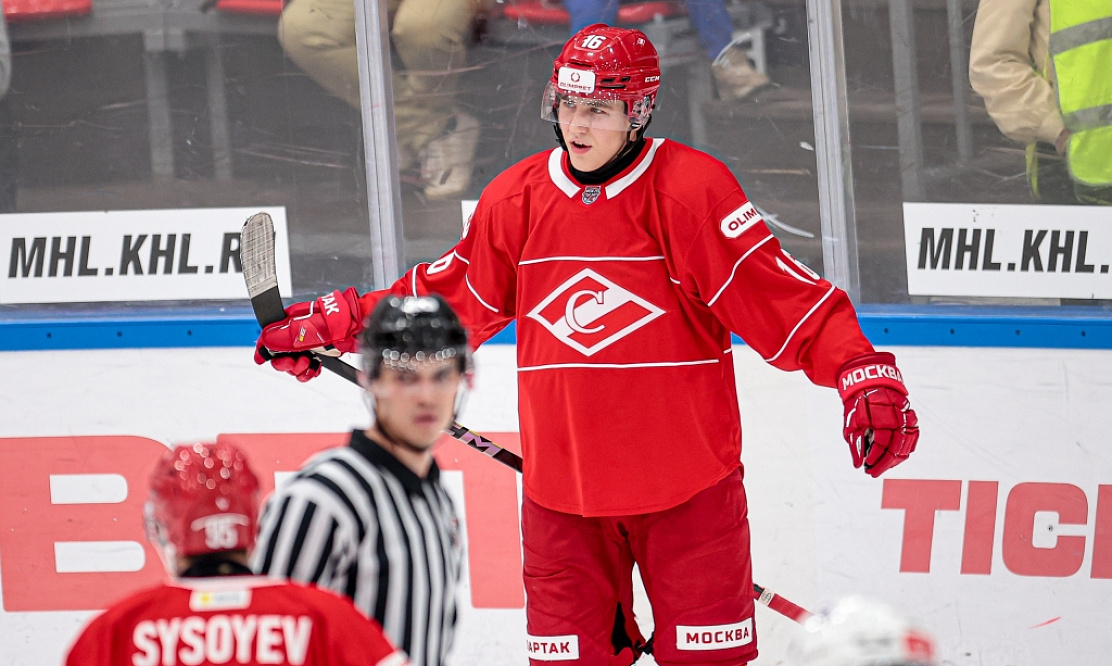 Спартаковское и дальневосточное дерби в конце «регулярки»: смотрим игры Молодежной хоккейной лиги на каналах «Хоккей ТВ» и «Триколор Спорт»