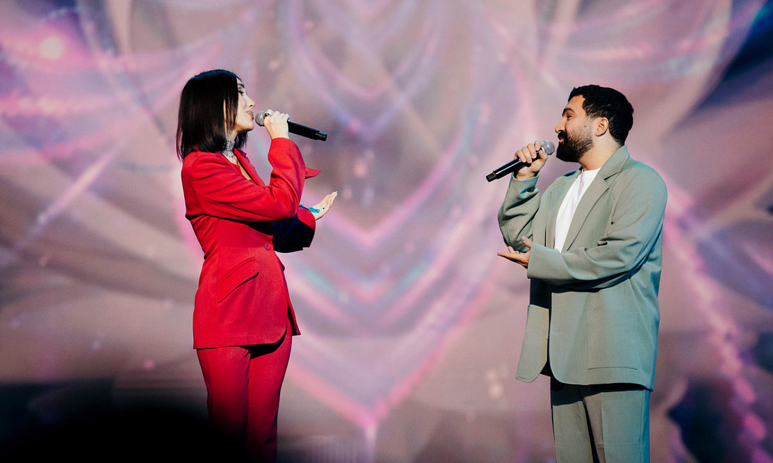 Праздник для всех влюбленных: на МУЗ-ТВ – истории любви зрителей со всей страны и  концерт из Кремля