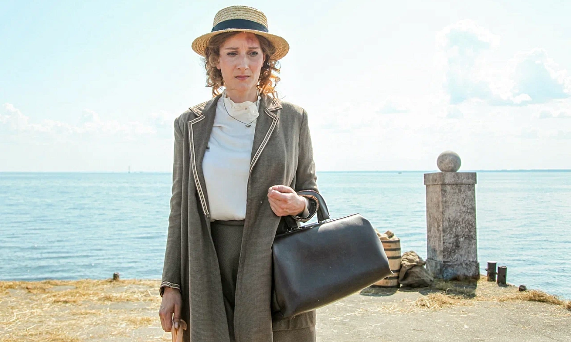 От «Знахаря» до «Казановы»: в новогодние праздники Первый канал покажет одни из самых рейтинговых сериалов