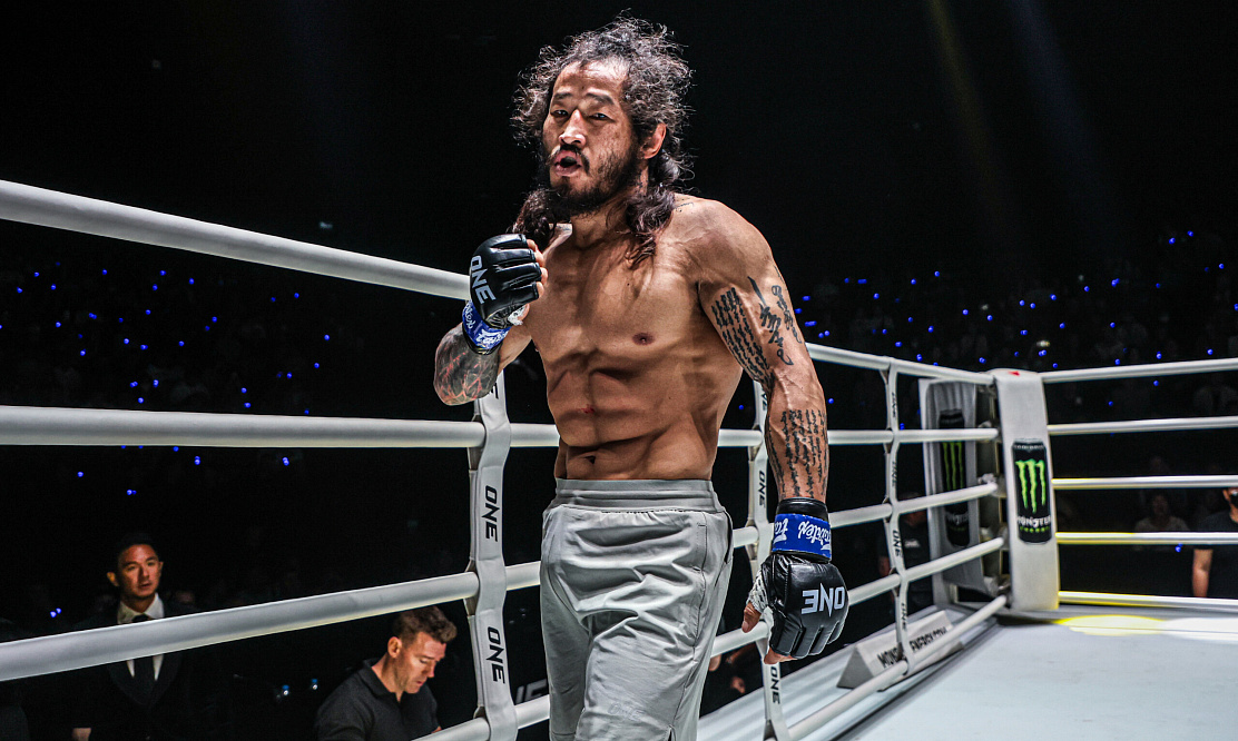 Чемпионский бой Андраде – Баатархуу, титульник Рейса и Йонекуры, Ковтун подерется с Судзуки: смотрим утренний турнир ONE на канале «МАТЧ!»