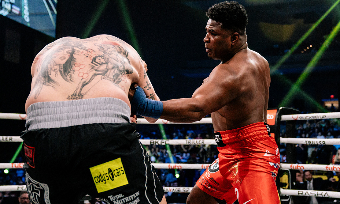 Паломино против Ховарда, Пердомо сразится с Херелиусом: смотрим бои Bare Knuckle FC на голых кулаках на канале «МАТЧ!»