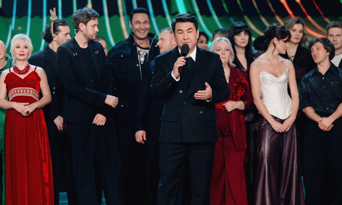 Задать настроение 2026-ому году: На НТВ выходит финал нового сезона юмористического шоу «Звезды»