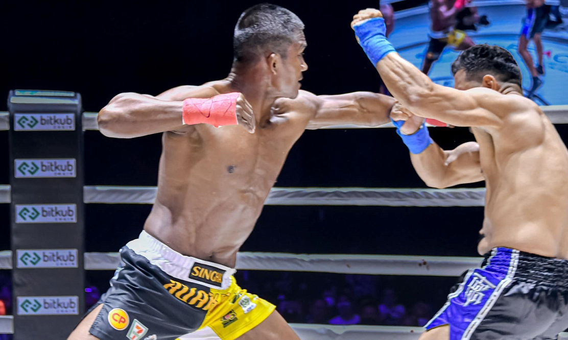 Ветрила дерется с Выкоко, Буакав выйдет против Саенчая: смотрим битвы Bare Knuckle FC на голых кулаках на «МАТЧ! Боец»