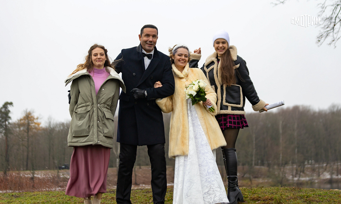 Песни, юмор, новые фильмы  и праздничное шоу «Привет, Андрей!»: что смотреть 3 и 4 ноября на «России 1»