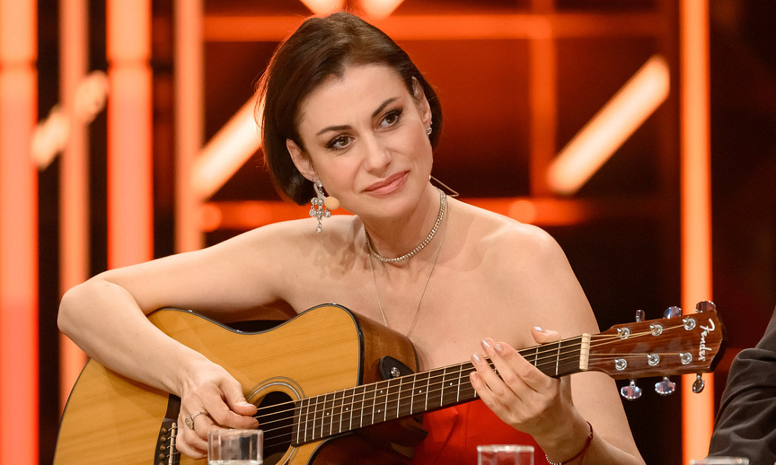 На «России 1» в шоу «Привет, Андрей!» новый выпуск посвятят юбилею детективного хита «Тайны следствия»