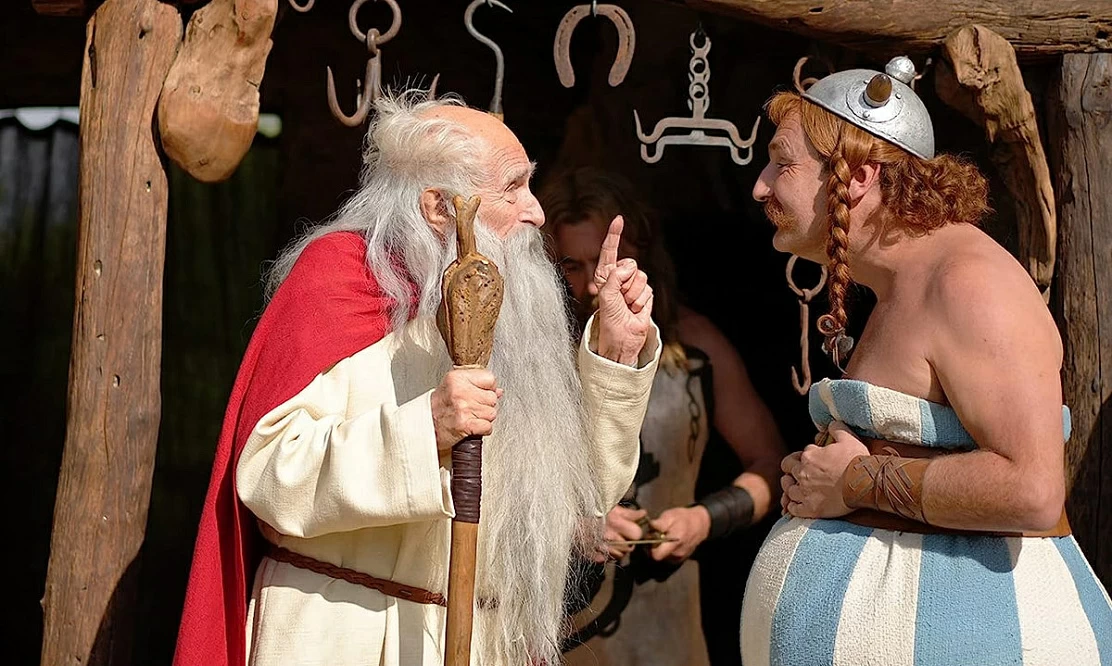 Подвиги усатого толстяка: четыре картины про Астерикса и Обеликса в честь 77-летия Жерара Депардье на канале «Комедийное»