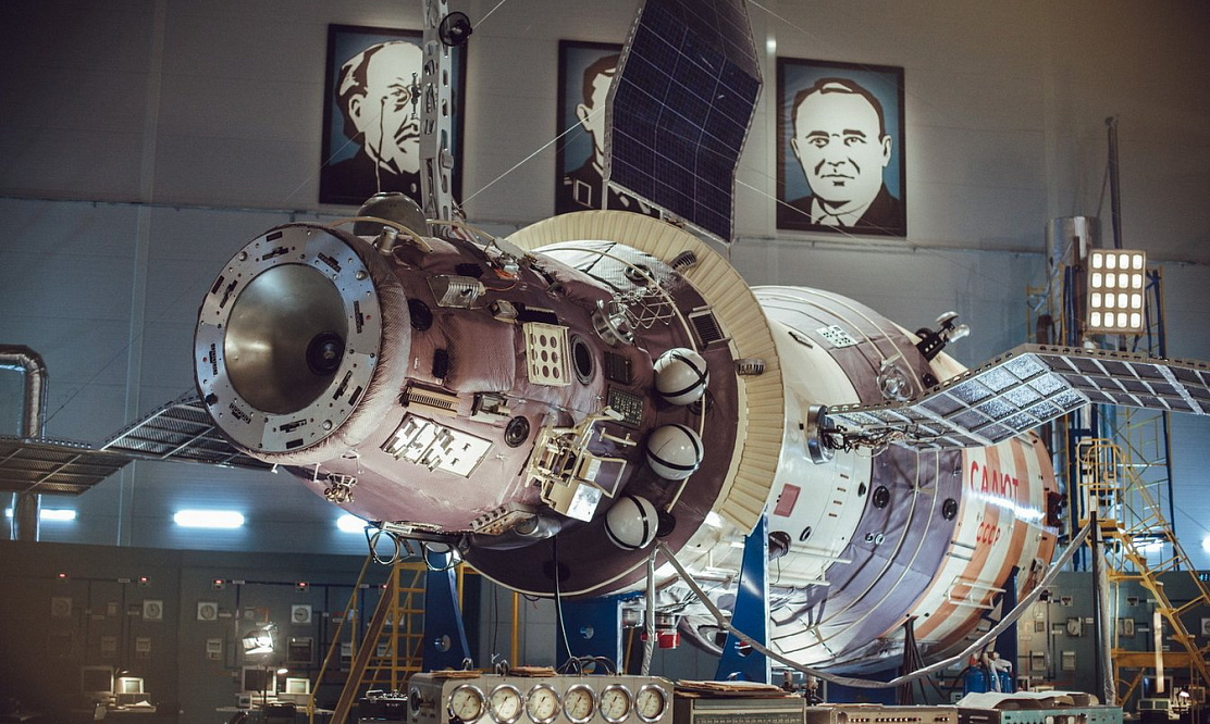 «Салют-7», «Гагарин» и «Солярис»: пять отечественных фильмов о космосе, которые можно увидеть в Триколоре