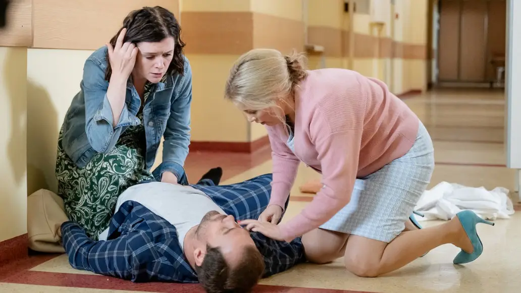 сериал Детектив на все руки