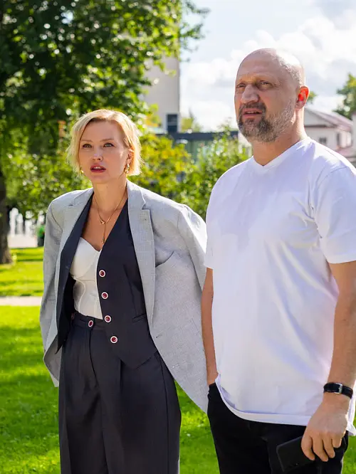 Первые фото с площадки: НТВ снимает восьмой сезон популярного сериала «Скорая помощь» с Гошей Куценко 