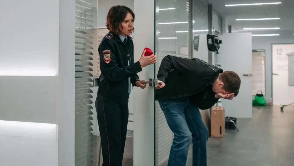 сериал «Девушки с Макаровым», ТНТ