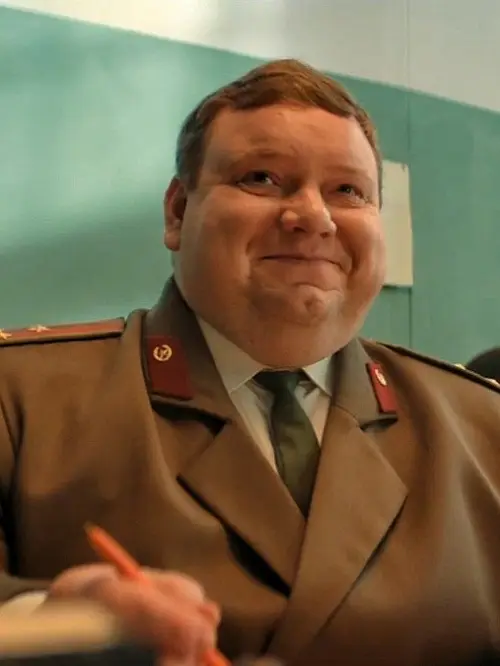 «Кино для меня – это огромный шагающий небоскреб»: актер Дмитрий Колчин о премьере ТНТ «Камера. Мотор», ностальгии, саспенсе и киножене
