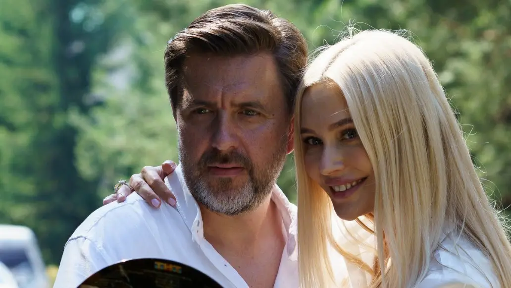 сериал «Бедные смеются, богатые плачут», ТНТ
