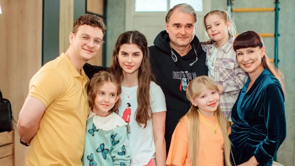 сериал Панины дочки, СТС