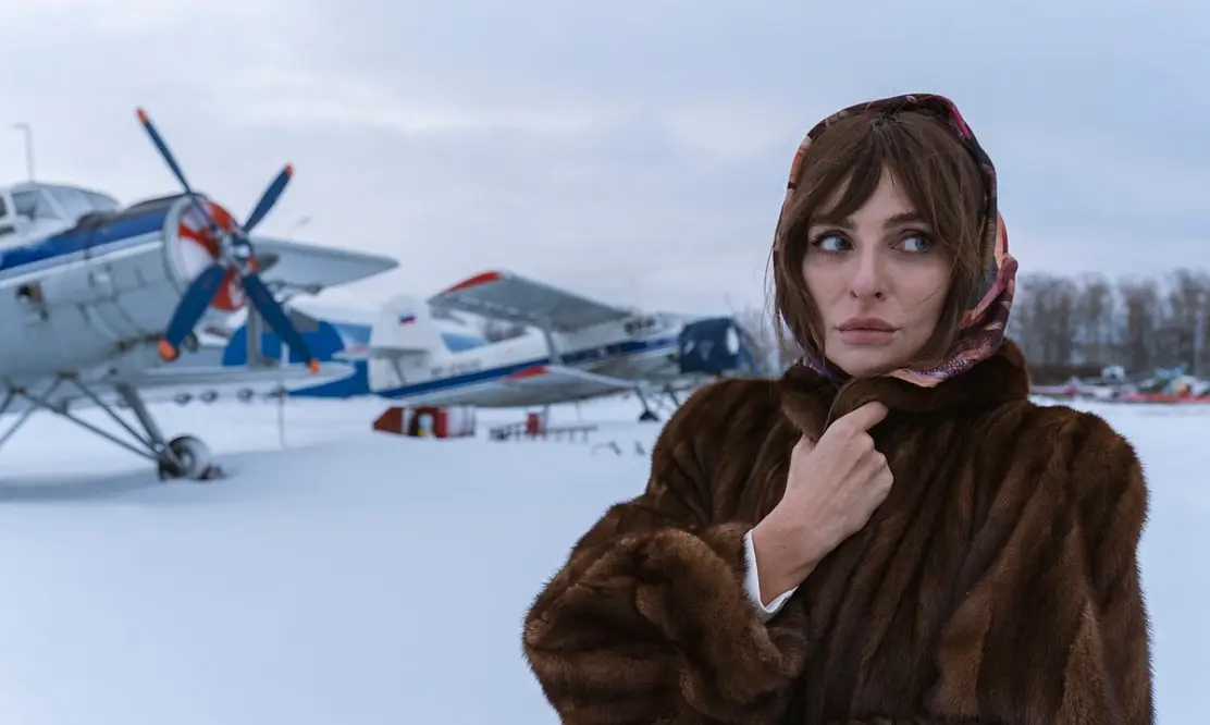 Светская львица в сибирской глуши: сериал «Безбашенная» с Екатериной Варнавой и Евгением Цыгановым готовится к выходу