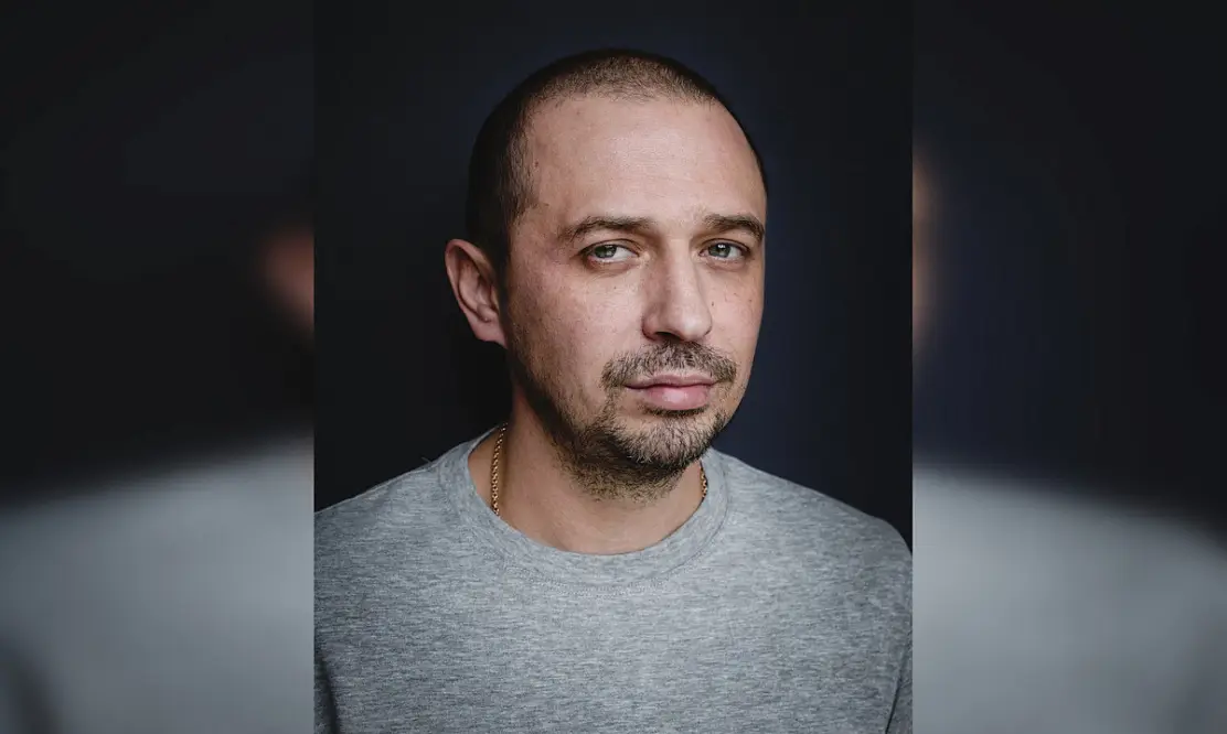Каждое воскресенье: Олег Верещагин станет ведущим «Юмор FM чарта» на «МУЗ-ТВ»